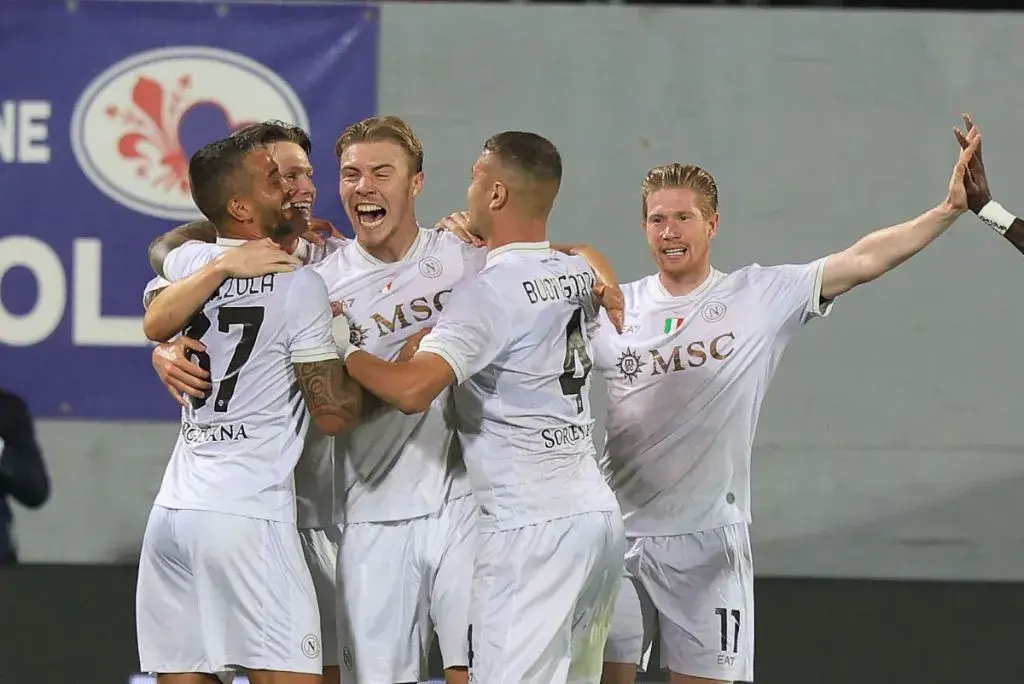 src, 被不少球迷 src, 被不少球迷