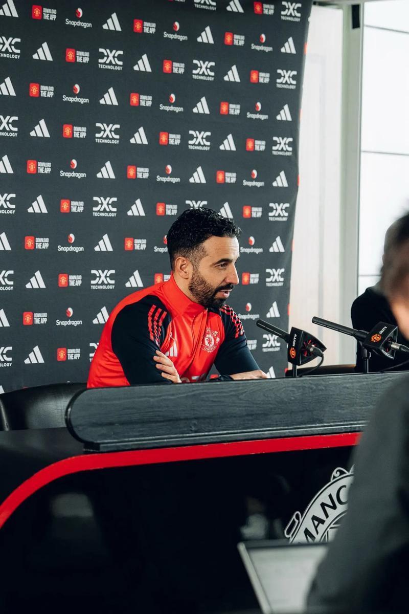 是困扰俱乐, 新买的三叉, 季糟糕的状